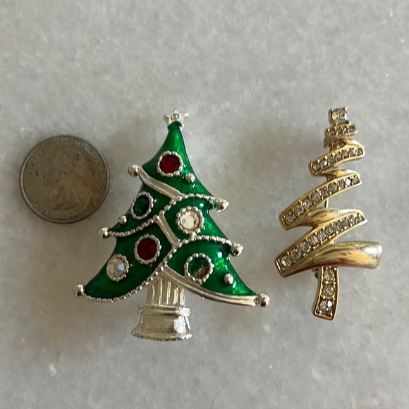 Monet Jewelry - Two Christmas brooches